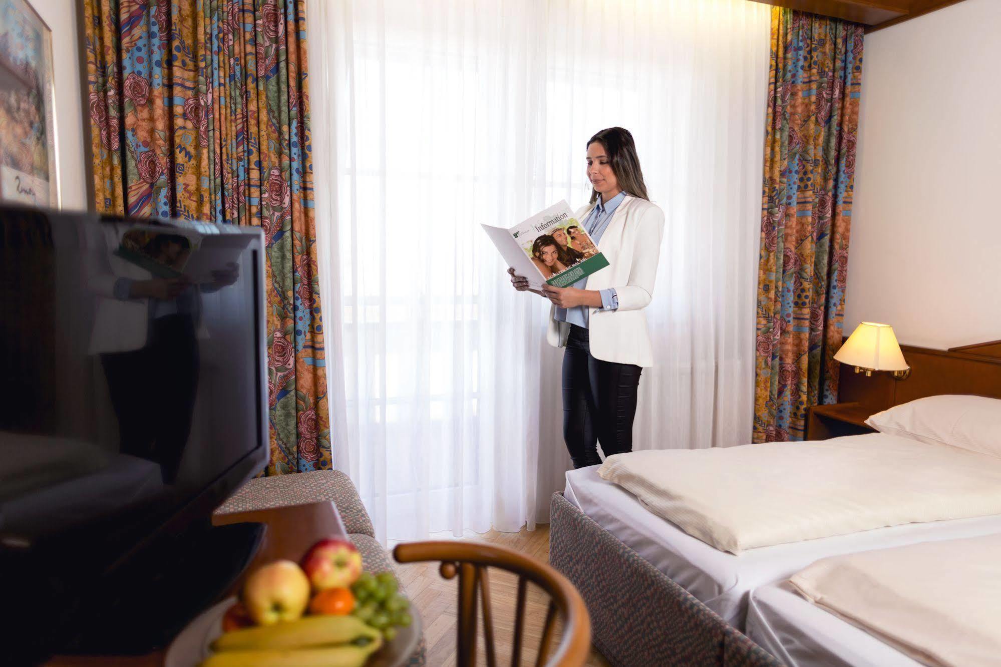 Komfort-Hotel Stockinger 안스펠덴 외부 사진